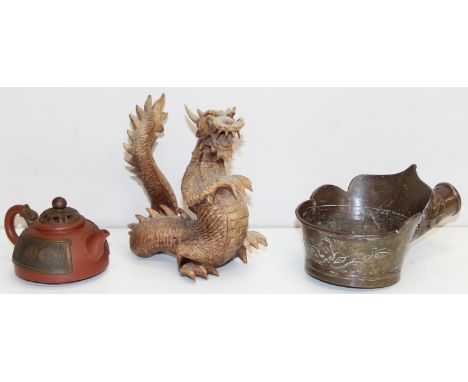 Mix of Chinese items to incl a Yixing teapot, antique brass silk-iron scoop and a carved wooden dragon, tallest approx 18cm