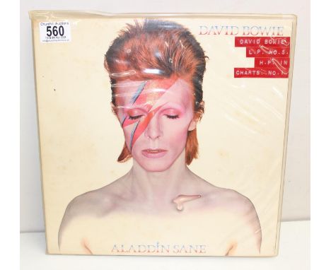 David Bowie vinyl collection - Aladdin Sane LP first pressing, 3T matrix number with rare fan club insert - RCA Victor RS 100