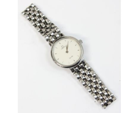 A vintage ladies Omega de Ville watch with stainless steel strap and case, case 28mm in diameter