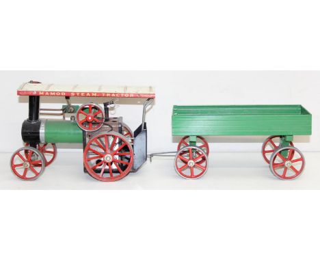 A vintage Mamod Steam Tractor or Traction Engine with trailer, 55cm long overall