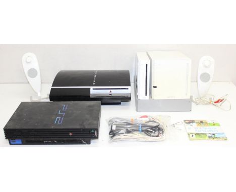 Assorted vintage gaming consoles and accessories to incl PlayStation 2, PlayStation 3, Wii (with Wii Sports) and Wii 2.1 spea