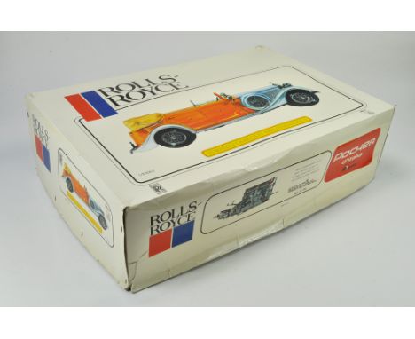 Rivarossi/Pocher Plastic and Metal Model Kit comprising 1/8 Rolls Royce Torpedo Cabriolet 1934 Phantom II. Looks to be comple