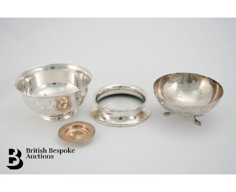 Paul Revere silver footed bowl nr 571 approx 12.5 x 6.6 cms 143.8 gms together with a silver Asprey of London pin dish, Londo