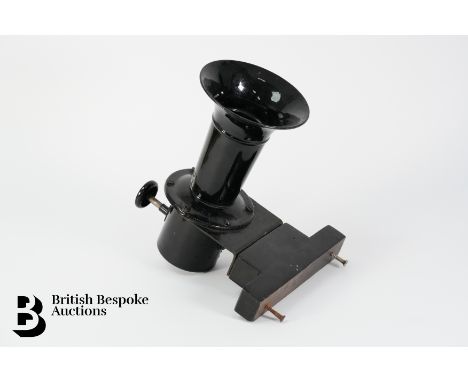A vintage The Sparks-Withington Company, Michigan USA Spartonet car push horn, in working order. Measures approx. 24cms lengt