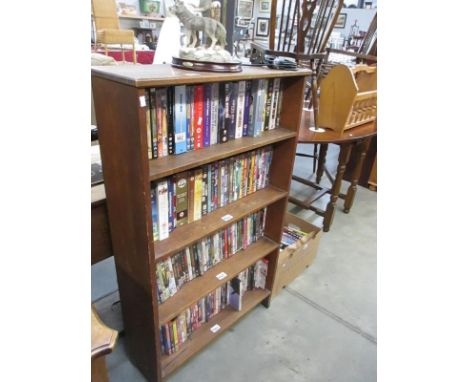 A small 4 shelf bookcase