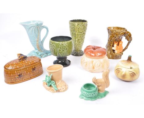 Sylvac - A collection of mid 20th century Sylvac pottery and other ceramic table and kitchenware pieces. The collection to in