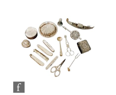 A small parcel lot of assorted hallmarked and continental silver to include trinket boxes, a prayer book, a gondola, five ass