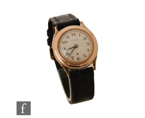 A 9ct hallmarked Harwood Self Winding wrist watch with Arabic numerals to an off white textured dial, case diameter 30mm, all