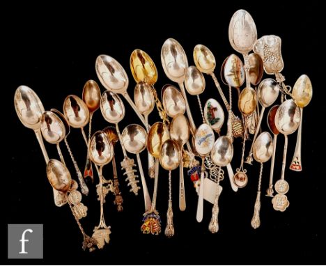 A parcel lot of assorted hallmarked silver and other flatware to include teaspoons, enamelled tea spoons and a caddy spoon et