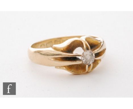 An 18ct hallmarked gentleman's diamond solitaire ring, old cut claw set stones weight approximately 0.20ct, weight 5.3g, ring