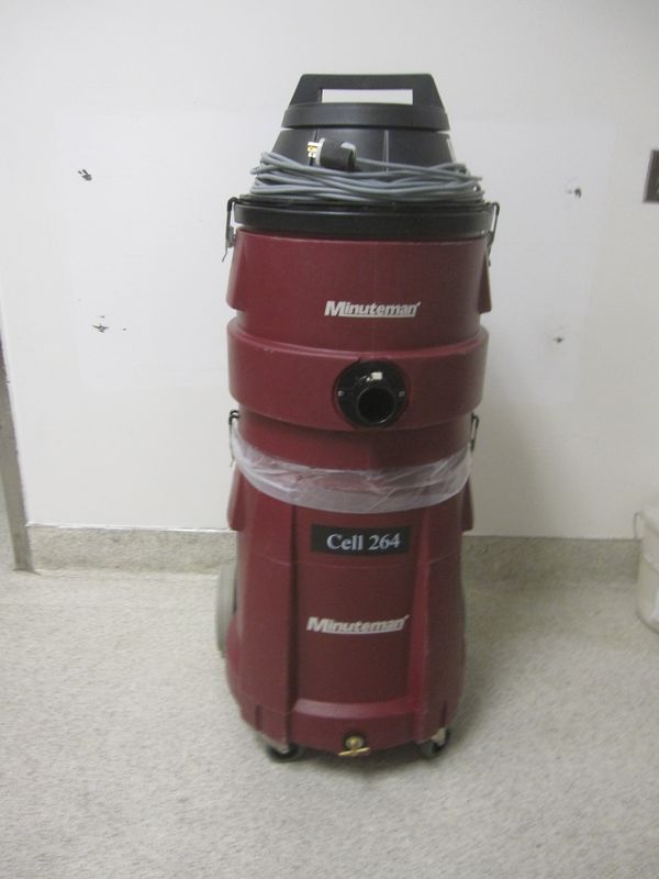 Minuteman Model 829123 Vacuum , Serial Number B8291230816 115V, 10A