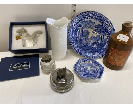 A job lot of assorted collectables including Spode etc 