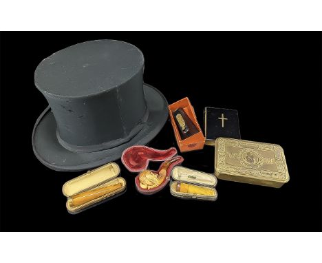Miscellaneous Lot of Collectible Items, including a collapsible top hat, a Christmas 1914 Royal tin, paperweight in the form 