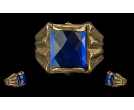 Ladies Excellent Quality 18ct Gold Single Stone Blue Spinel Set Dress Ring, Gold Marks to Interior of Shank, Also Tests 18ct 