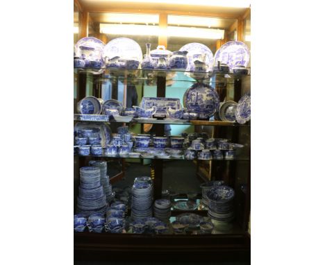 Copeland Spode Italian pattern 261 piece blue and white tea and dinner set comprising ; 1 tureen, 1 coffee pot, 1 large teapo