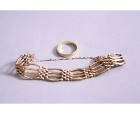A 9CT GATE BRACELET, together with a 9ct band, ring size X, approximate weight 19 grams