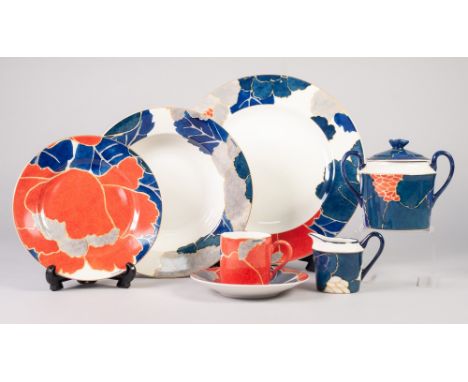 A MODERN 43 PIECE CHRISTOFLE (PARIS) 'ORIENTALYS' PATTERN PORCELAIN SERVICE COMPRISING; EIGHT DINNER PLATES, EIGHT CEREAL DIS