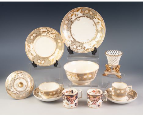 TWENTY ONE PIECE BLOOR DERBY PORCELAIN PART TEA AND COFFEE SERVICE, comprising: FIVE TEA CUPS, SIX COFFEE CANS, SIX SAUCERS, 