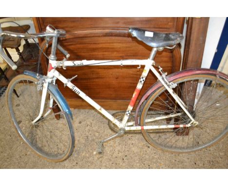 A vintage gentlemans racing bike