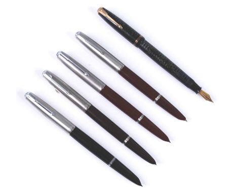 A 1930s Parker Vacumatic fountain pen in striated grey pearl, patent No. 318982, date ref 16 (first quarter 1936), made in Ca