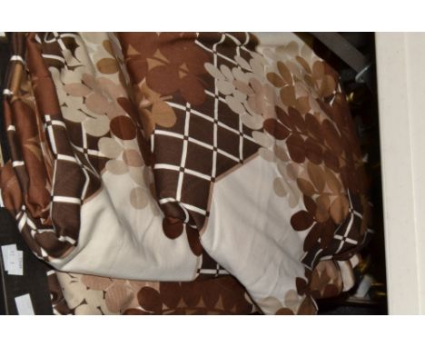 1970's screen print Moonglow pattern curtains by Bevis Fabrics,  2 @ 230cm x 160cm,. 2 @ 230cm x 200cm. 2 @ 170cm x 130cm, 1 