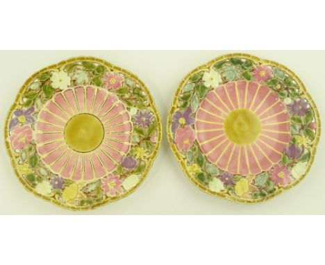 Pair of Zsolnay Pecs plates, relief embossed and pierced floral borders, diameter 21 cm pattern 4025