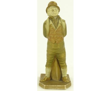 Royal Worcester figure of a gentleman, painted & gilded decoration, pattern 835, height 17 cm