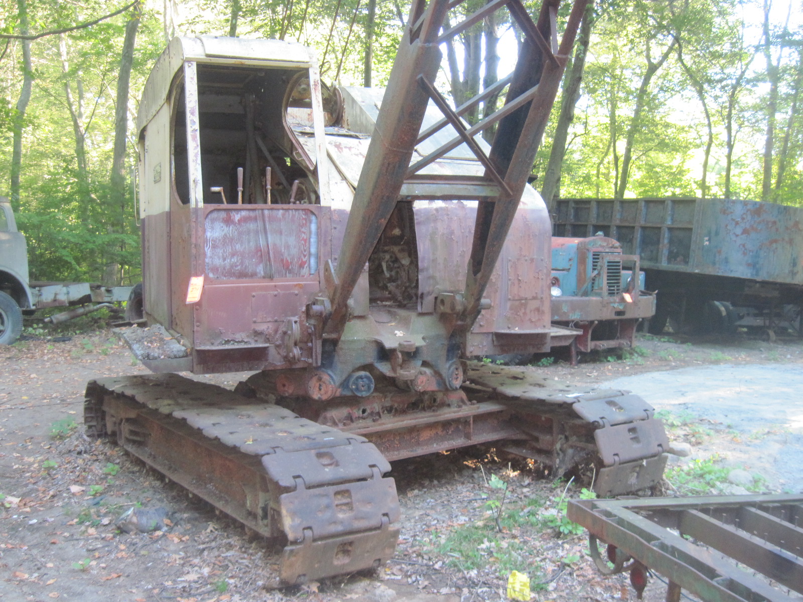 Bucyrus Erie track crane, M/N 22B, 1950's vintage, 3cylinder Detroit