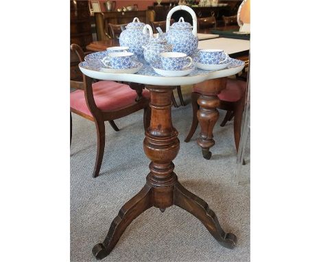 A Victorian Twelve Piece Blue and White China Tea For Two Set By Worcester. Comprising of a large shaped tray, teapot, sucrie