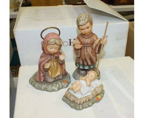 A Berta Hummel nativity set, comprising wooden stable, Mary, Joseph, Jesus, Melchior, Gaspar, Balthazar, Angel (standing), An