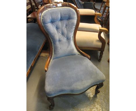 Victorian walnut framed button back upholstered bedroom chair. (B.P. 24% incl. VAT) 