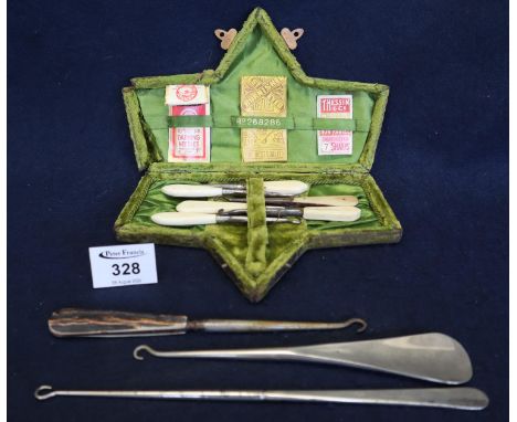 Manicure set in velvet covered box, odd needles and button hooks. (B.P. 24% incl. VAT) 