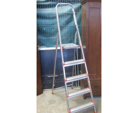 Modern aluminium folding Leifheit ladder. (B.P. 24% incl. VAT) 