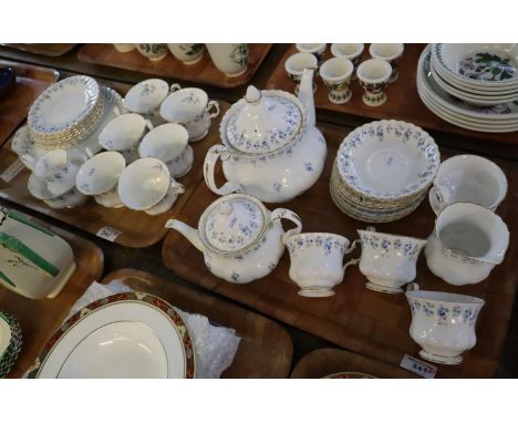 32 piece Royal Albert bone china 'Memory Lane' teaset, including two teapots. (B.P. 24% incl. VAT)Condition: One cup has a ha