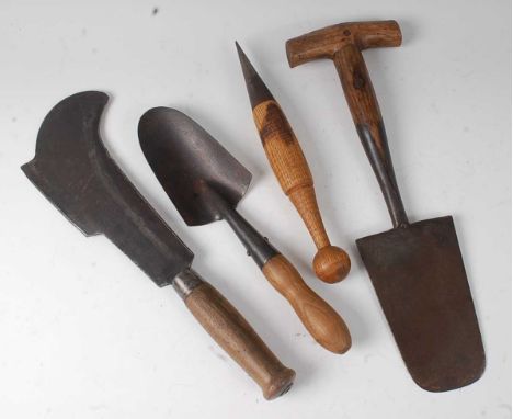 * A mid-20th century billhook, having a 25.5cm double edged blade stamped Spear &amp; Jackson and turned wooden handle, 41cm,