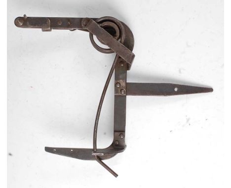 * A mid-20th century Glenmoor Mk III rabbit trap, Pat No. 596736 663126.Condition report: From ‘A Broad Collection from a lif