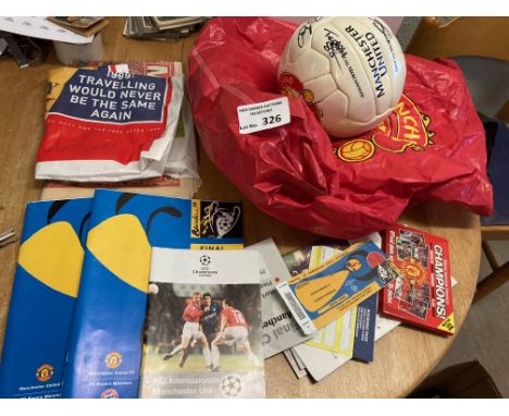 Football : Man Utd - nice collection of 1998/9 treble winners year, signed ball, Champions league final progs & ticket & othe