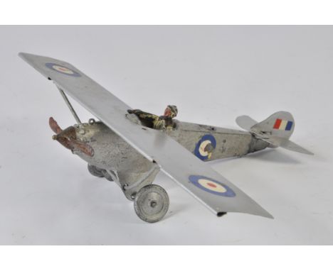 Britains Set No. 433 British Monoplane 1930 first version. Pilot, Square Wings, Silver Finish, Exterior Engine with Single Bl