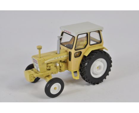 Britains 1/32 Ford 7000 Highway Tractor Concept Prototype. Produced as a colour trial sample in Yellow. The 7000 Highway Mode