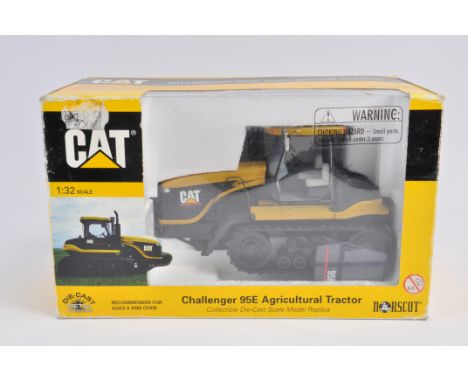 Norscot 1/32 CAT Challenger 95E Tractor. M in G Box.