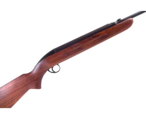 BSA Airsporter .177 air rifle, serial number EE620, 18" barrel and figured two piece stock. No licence required to buy this i