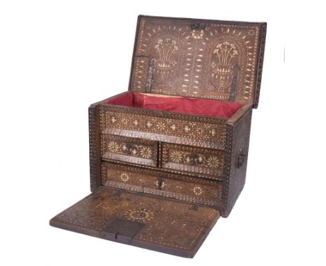 Mudejar cabinet chest in walnut wood with bone inlay. Decorative “Pinyonet” or rice grain technique. Aragonese manufacture fr