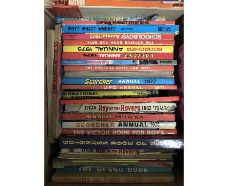 Two boxes of vintage books and annuals - Skippy, Valiance, etc 