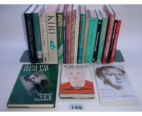 Books on English-speaking singers, twenty, A Life Behind the Curtains (Linda Esther Gray), Notes from a Small Soprano (Lesley