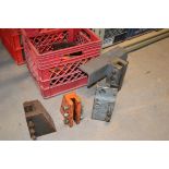 LOT OF RAIL BLOCKS