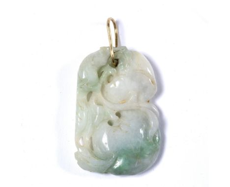 Pale green and white jade pendant Chinese, in the form of a squirrel above and eating from a peach, 4.5cm