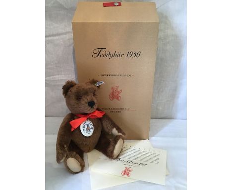 Steiff 1950 Replica Bear, (420245), with porcelain pendant, squeaker, certificate, boxed as new.