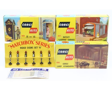 Corgi: A collection of three unused Corgi Kits to comprise: Bentley 'Leofric' Garage, 601; AA and RAC Telephone Boxes, 602; C