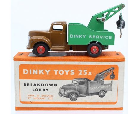 Dinky: A boxed, Dinky Toys, Breakdown Lorry, 25X, 'Dinky Service', brown lorry, green bed and crane, vehicle fair, box averag