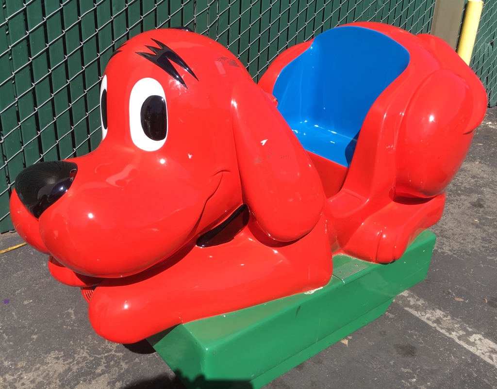 KIDDIE RIDE CLIFFORD the DOG LOONEY TUNES THEME. Item is in used ...